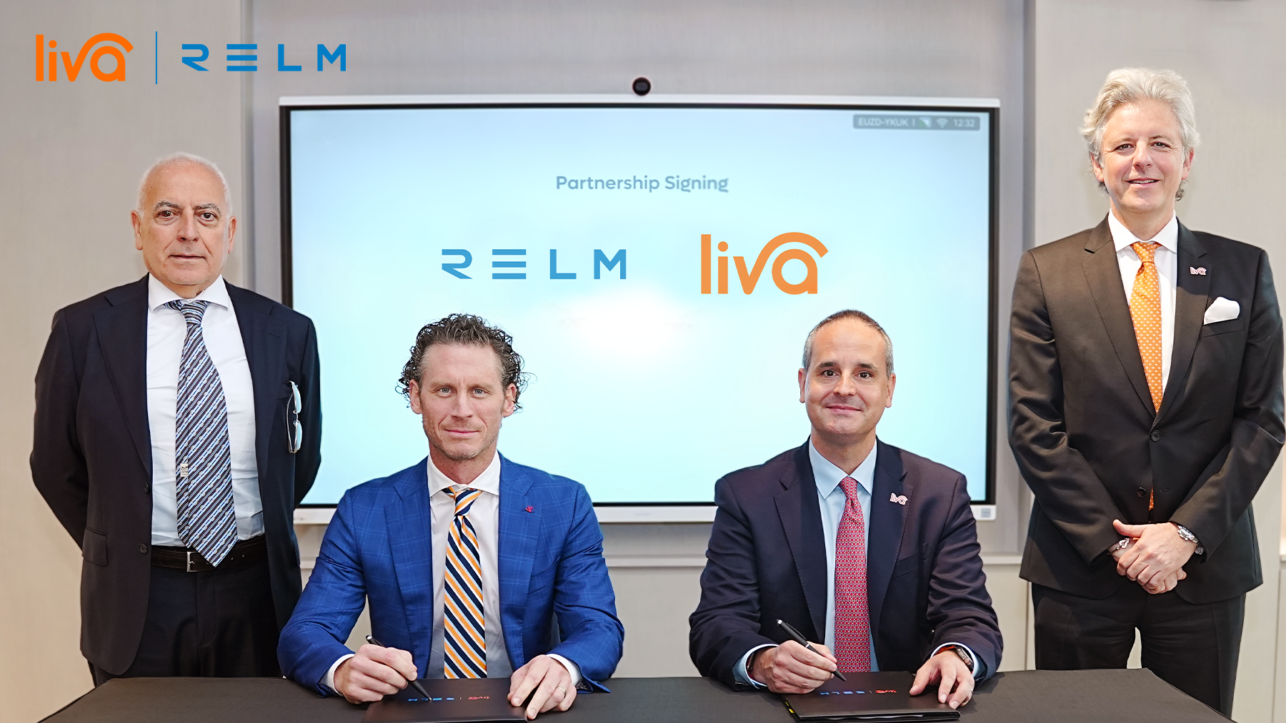 Loading content, please wait...